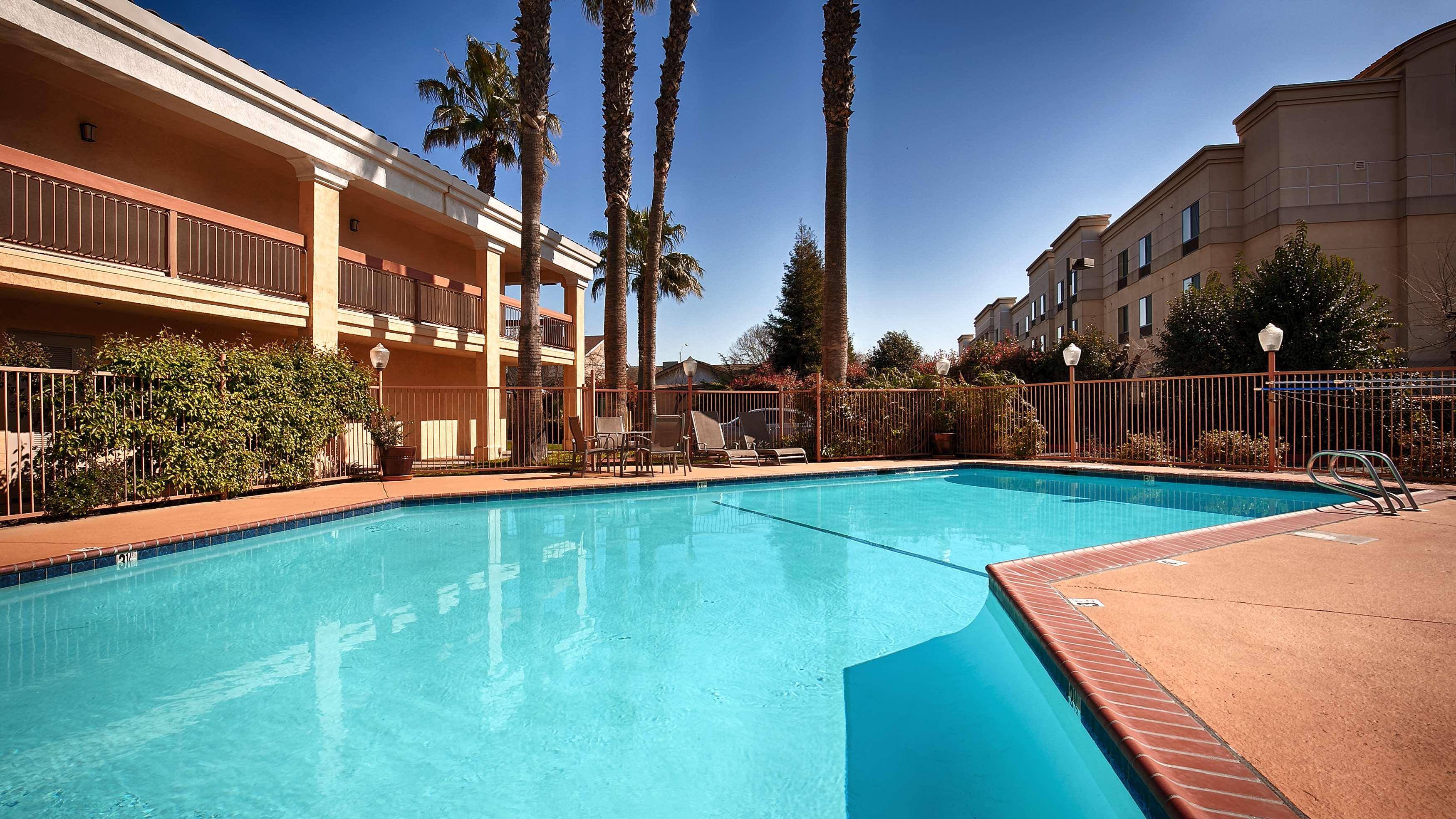 Best Western Palm Court Inn Modesto Exterior foto